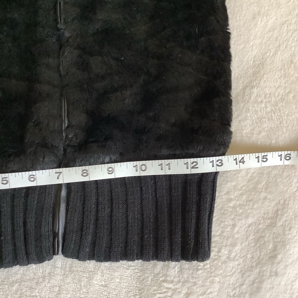 Black Fur Vest - Picture 8 of 8